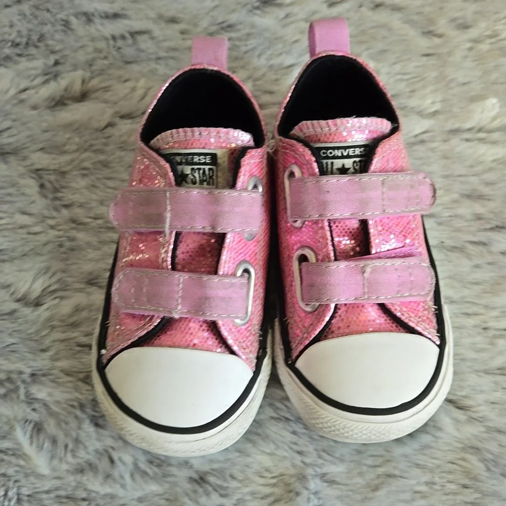 Converse Pink Sparkley Sneakers, Infant Girl Size 6, Great Condition